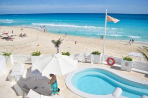 Estudio 4 sobre playa, alberca, gimnasio, jacuzzi